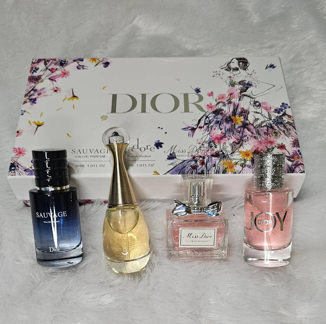 Di*r Gift Set ( Pack of 4 ) unisex